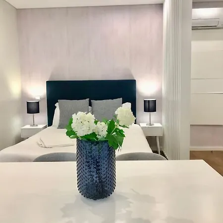 아파트 5 Superior Studio Apt Heart Of Historic Center 브라가